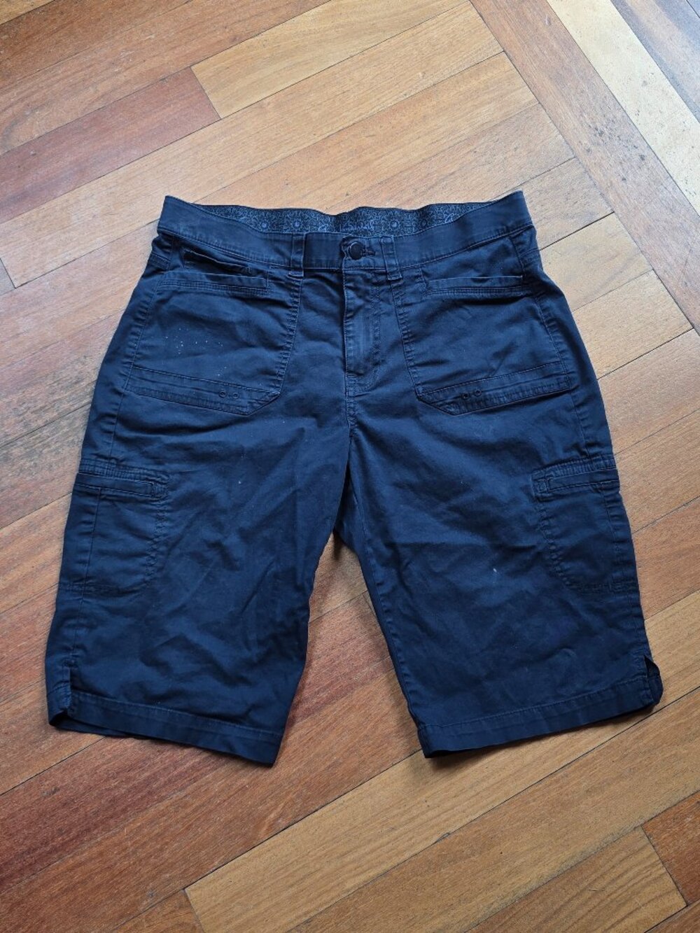 Gloria Vanderbilt Navy Cargo Shorts Size 6